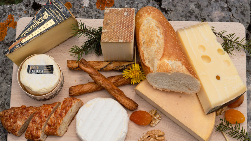 Apérobeispiel Brot und Käse